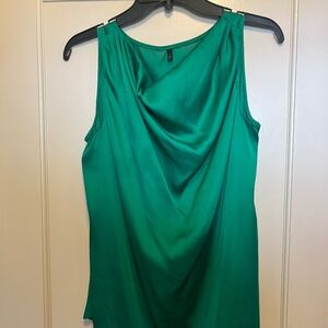 United Colors of Benetton Size Med Beautiful Green